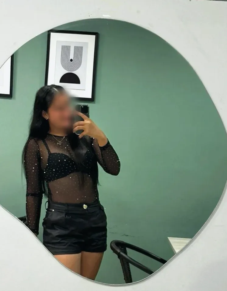 Alina, 24