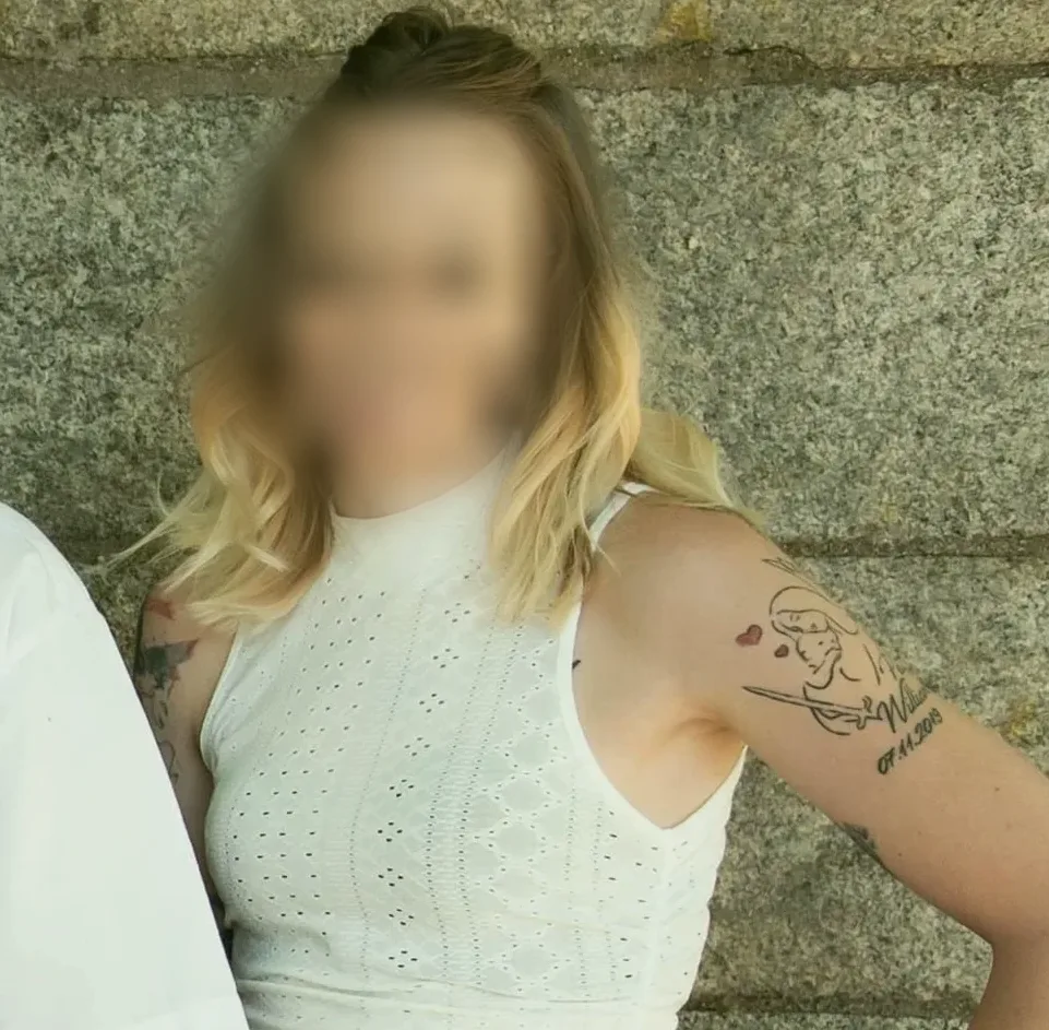 Charlotte, 32