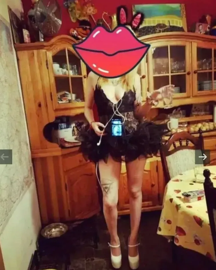Diana, 34