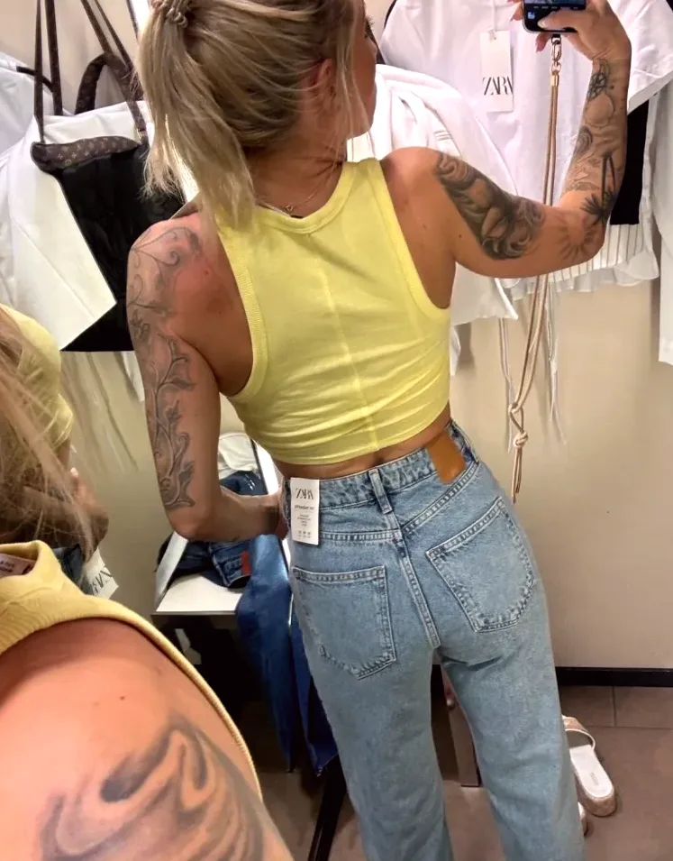 Katrin, 37