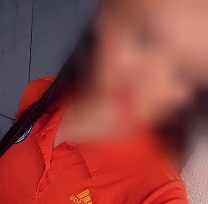 Kira, 24
