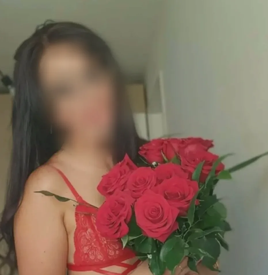 Paula, 31